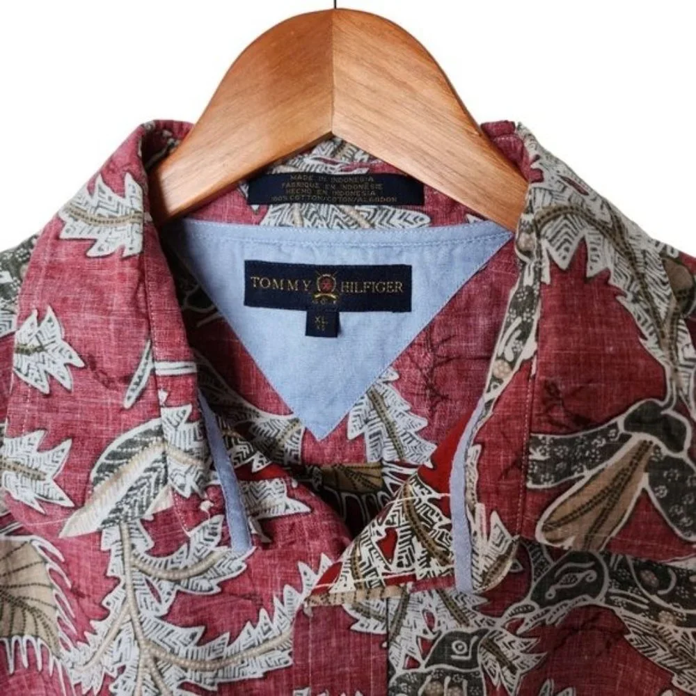 Tommy Hilfiger Golf Red Floral Hawaiian Style Button Up Men's‎ XL Cotton